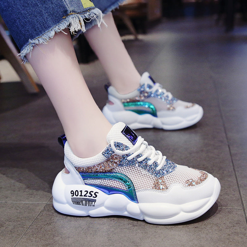 Atmungsaktiver Mesh-Sneaker mit Strass – Bild 6 | LuxeStyle