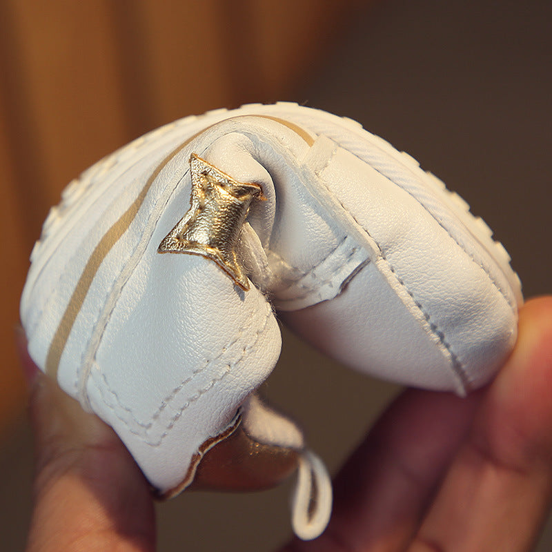 Baby Baumwoll-Sneaker mit weicher Sohle – Bild 4 | LuxeStyle