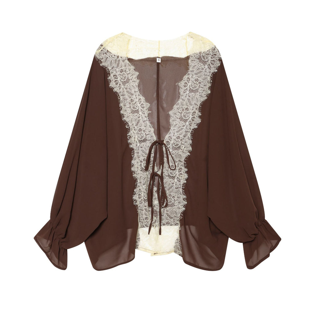 Leichte Bluse mit Spitze und Bindedetail