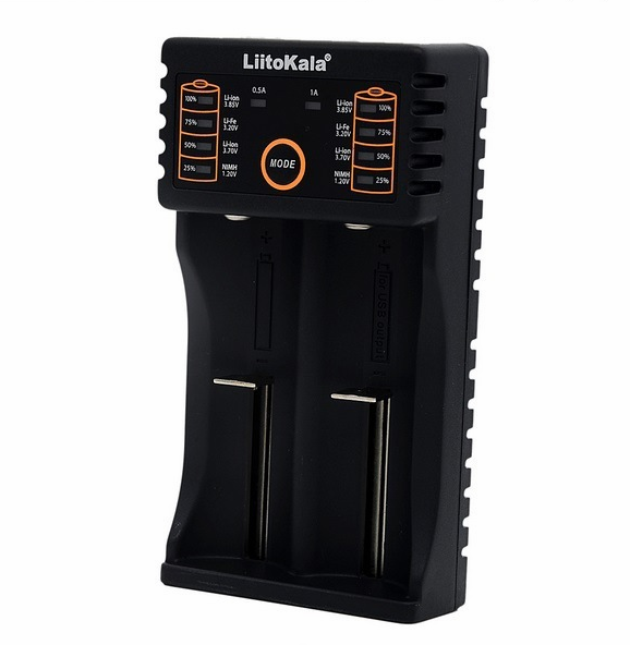 Lithium-Akku-Ladegerät mit USB-Ausgang – Bild 1 | LuxeStyle