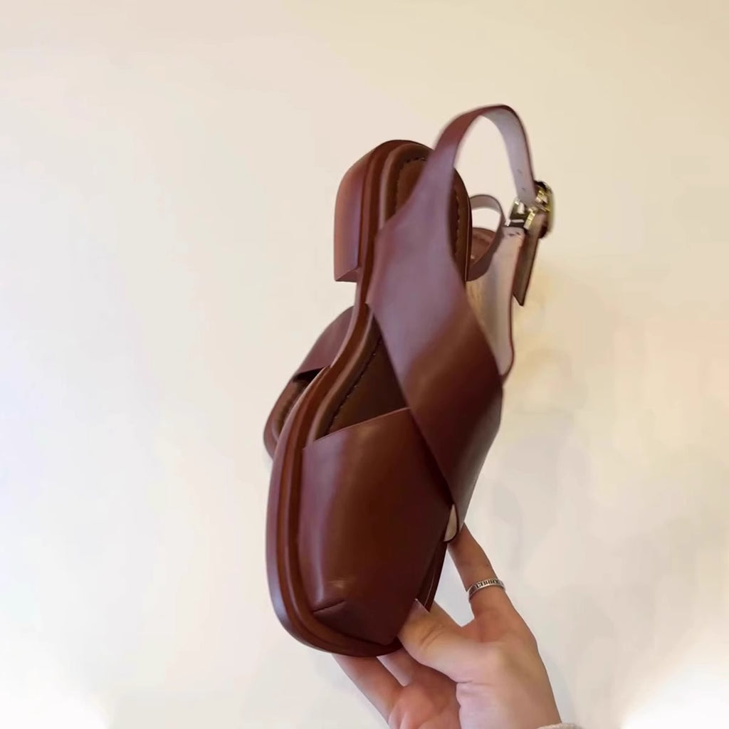 Milchweiße Sandalen mit Klett – Bild 6 | LuxeStyle
