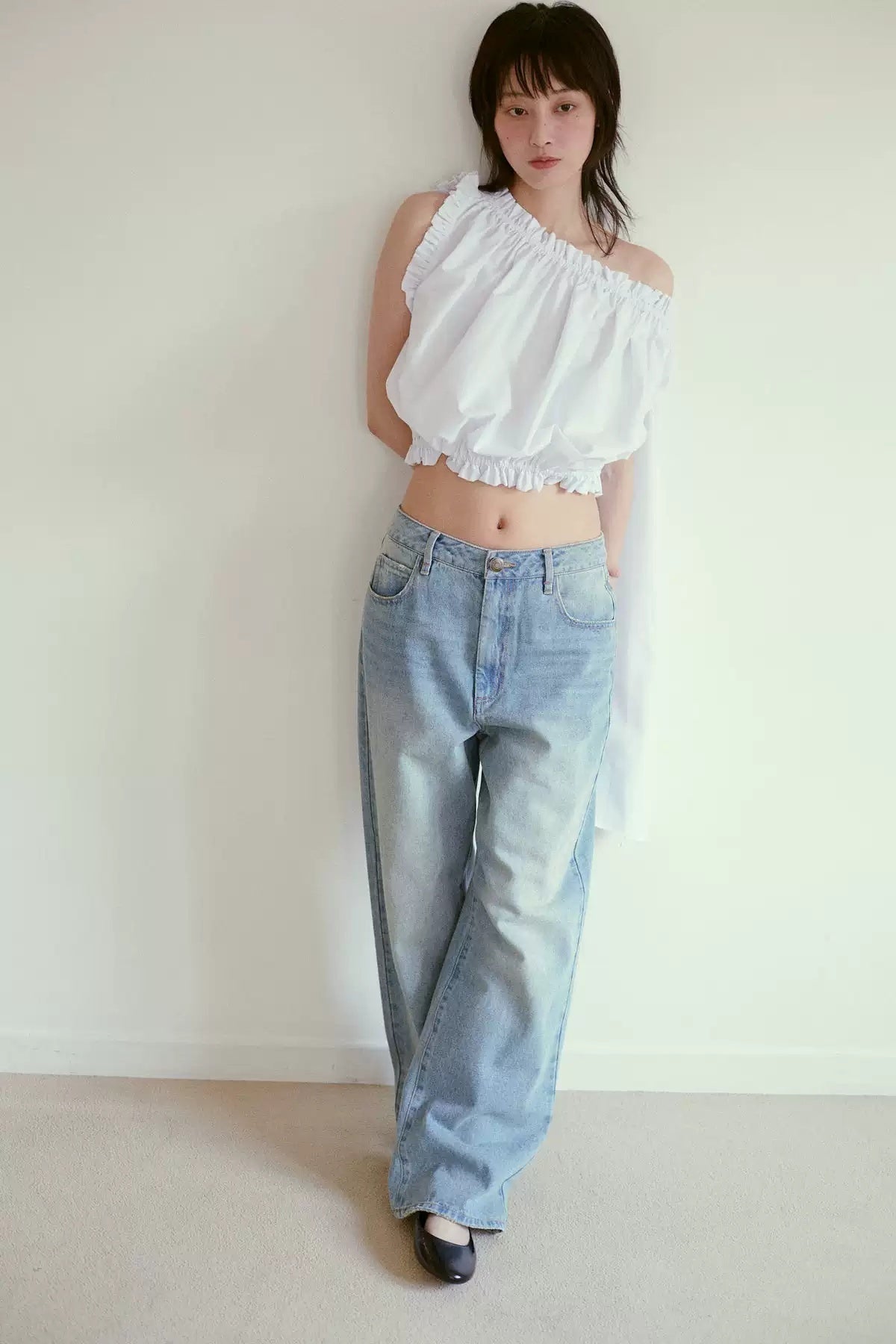 Asymmetrisches Top mit Bogen-Detail
