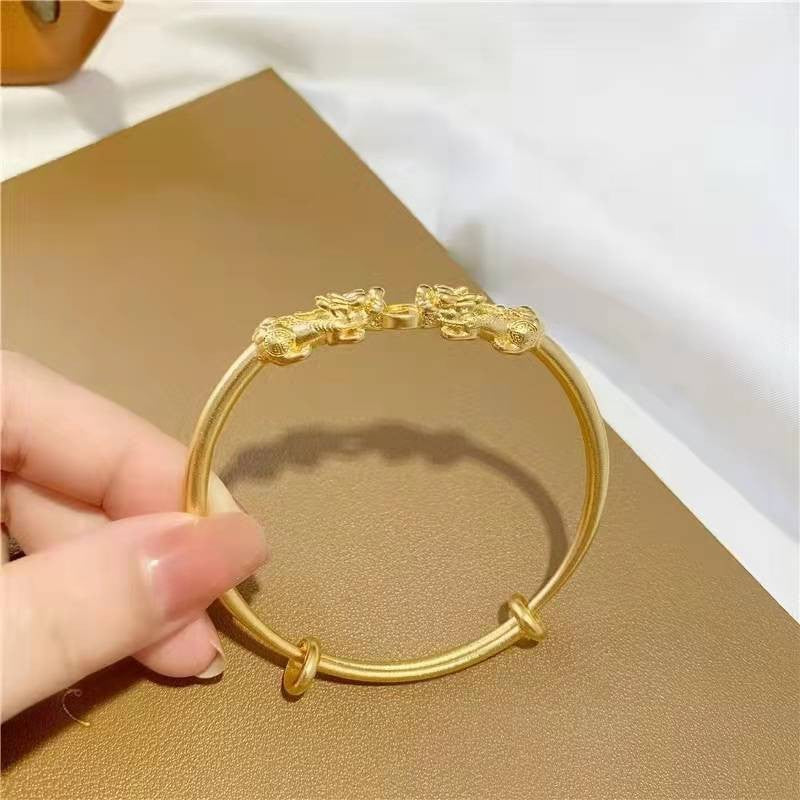 Minimalistisches vergoldetes Armband für Damen – Bild 2 | LuxeStyle