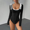 Eleganter Jumpsuit mit eckigem Ausschnitt und ausgestellten Ärmeln