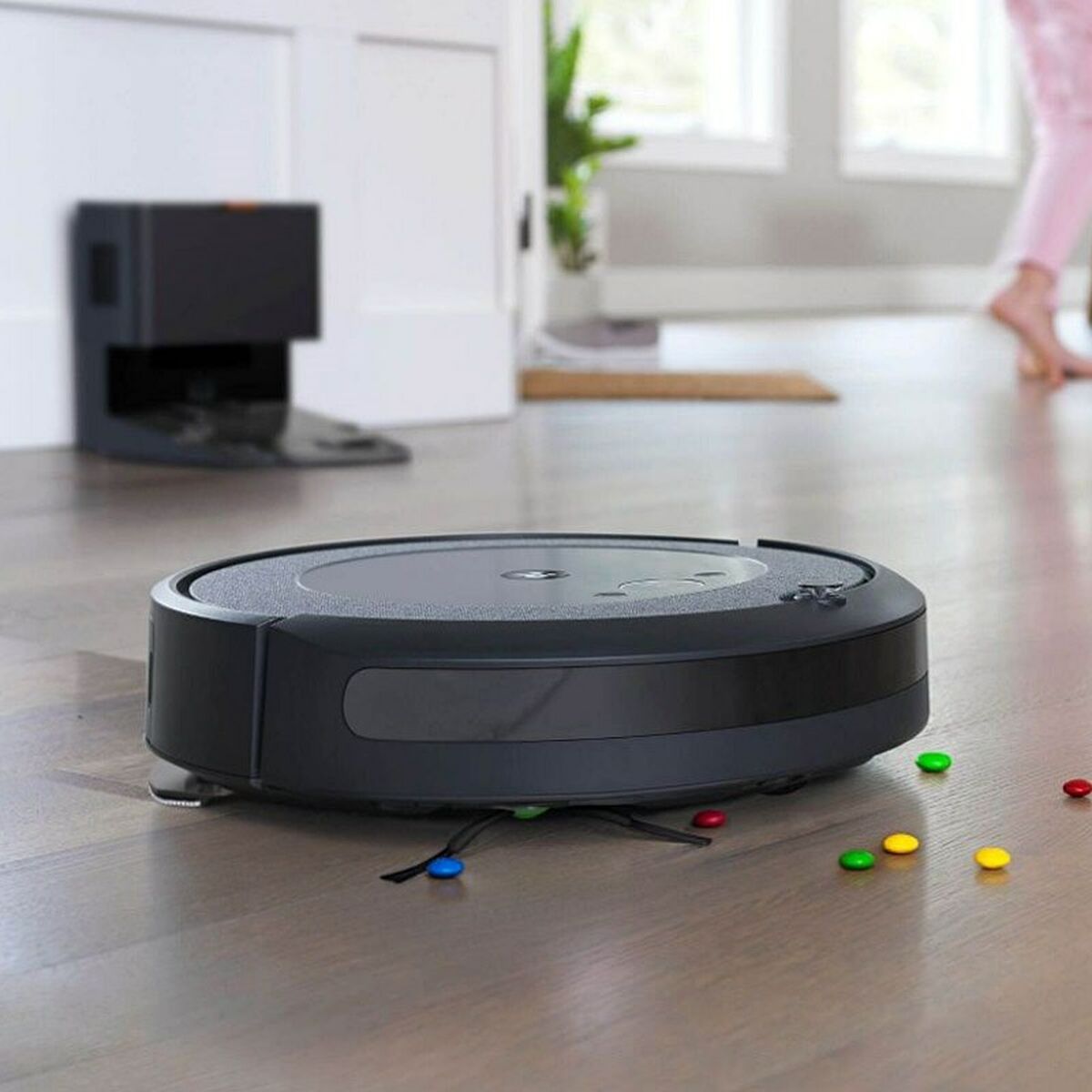 Smarter Saugroboter mit Sprachsteuerung