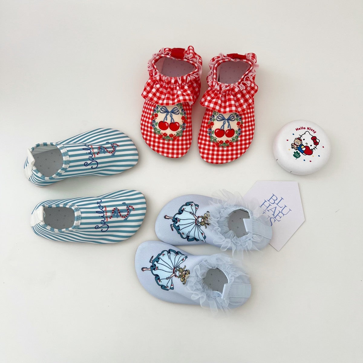 Rutschfeste Kinderschuhe mit kreativem Print