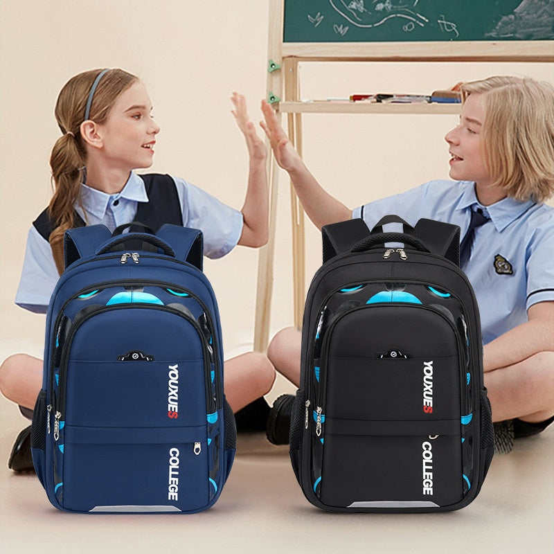 Wasserdichter Rucksack mit mehreren Fächern