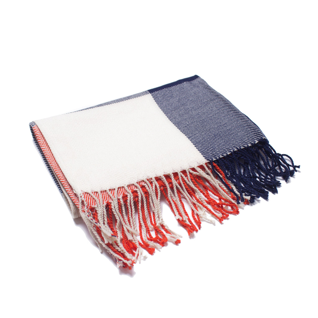 Taschenschal mit grossem Karomuster – Bild 5 | LuxeStyle