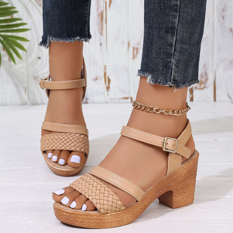 Sandalen mit Chunky-Heel und Peep-Toe – Bild 1 | LuxeStyle