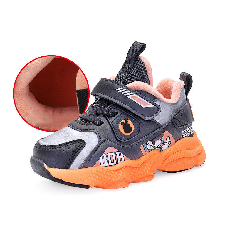 Plüsch-Babyschuhe mit Klettverschluss – Bild 3 | LuxeStyle