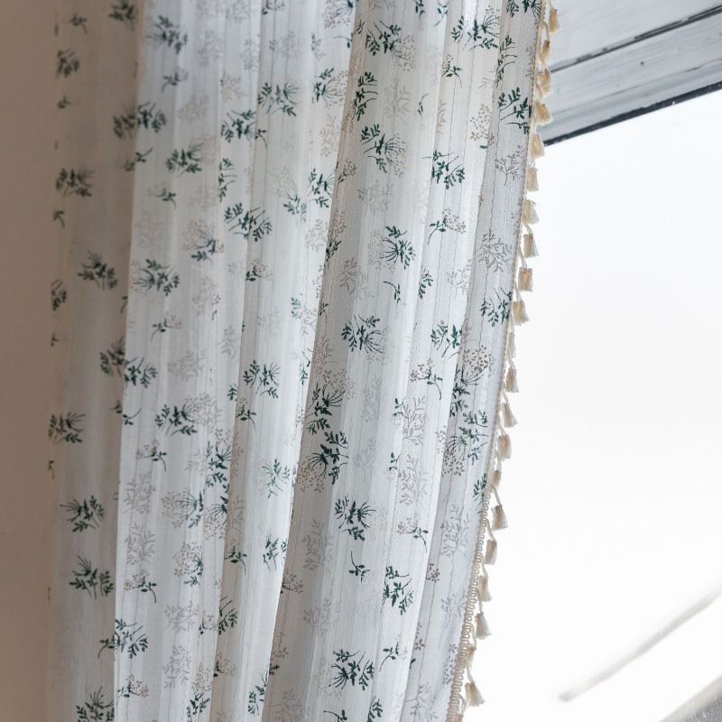 Vorhang mit Quasten und Blumenmuster – Bild 2 | LuxeStyle
