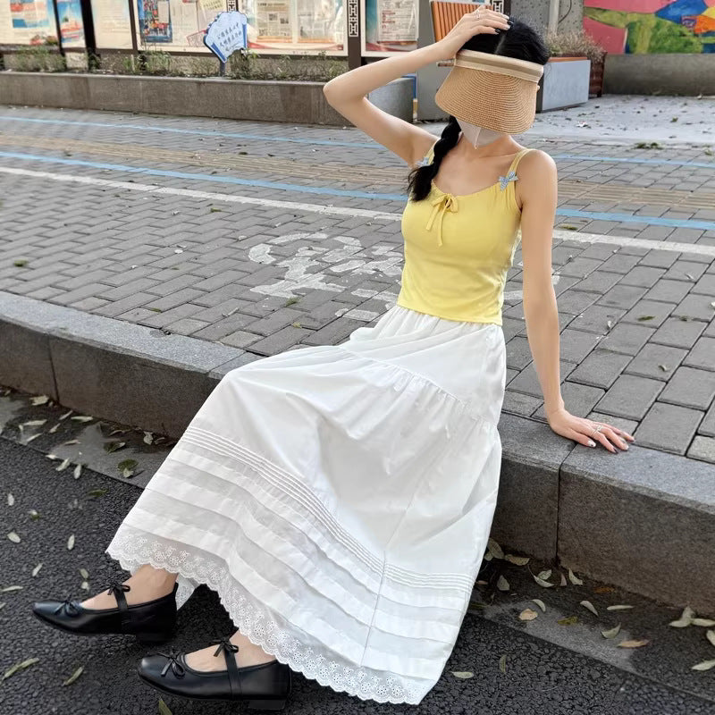 Ausgestellter Jupe mit Spitze und Gummibund