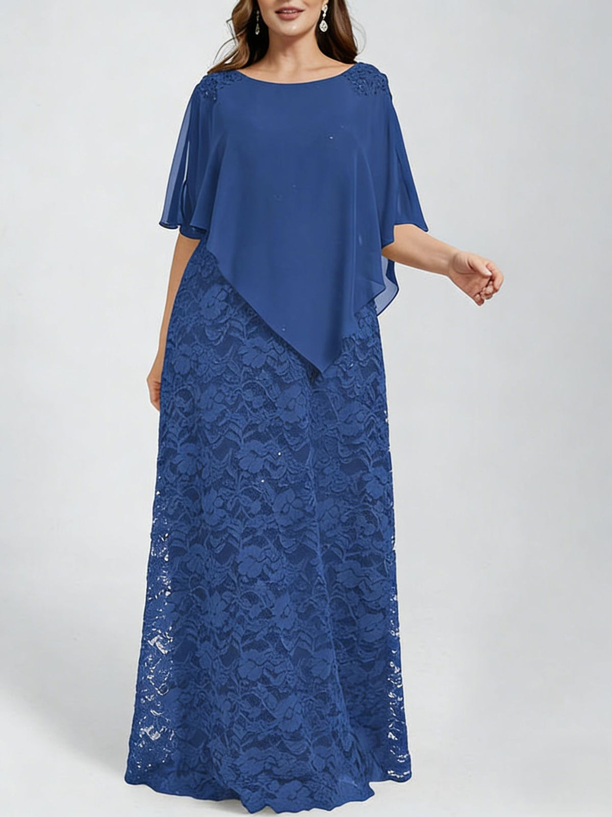 Plus-Size Spitzen-Chiffon-Kleid, lang, ärmellos | LuxeStyle