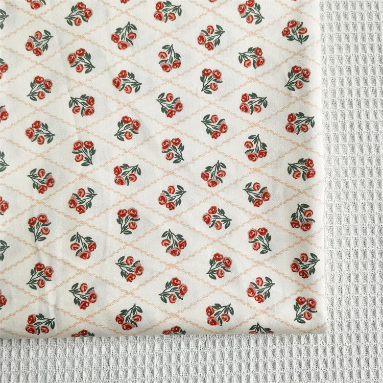 Baumwoll-Twill: Diagonal-Gitter mit Rosen | LuxeStyle
