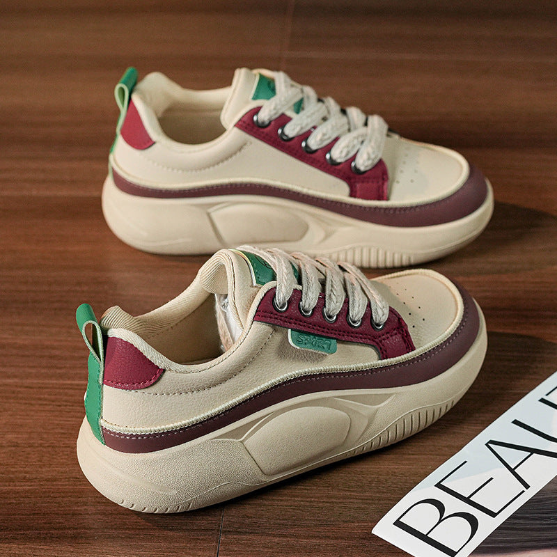 Vielseitige Dad Shoes mit runder Zehenpartie