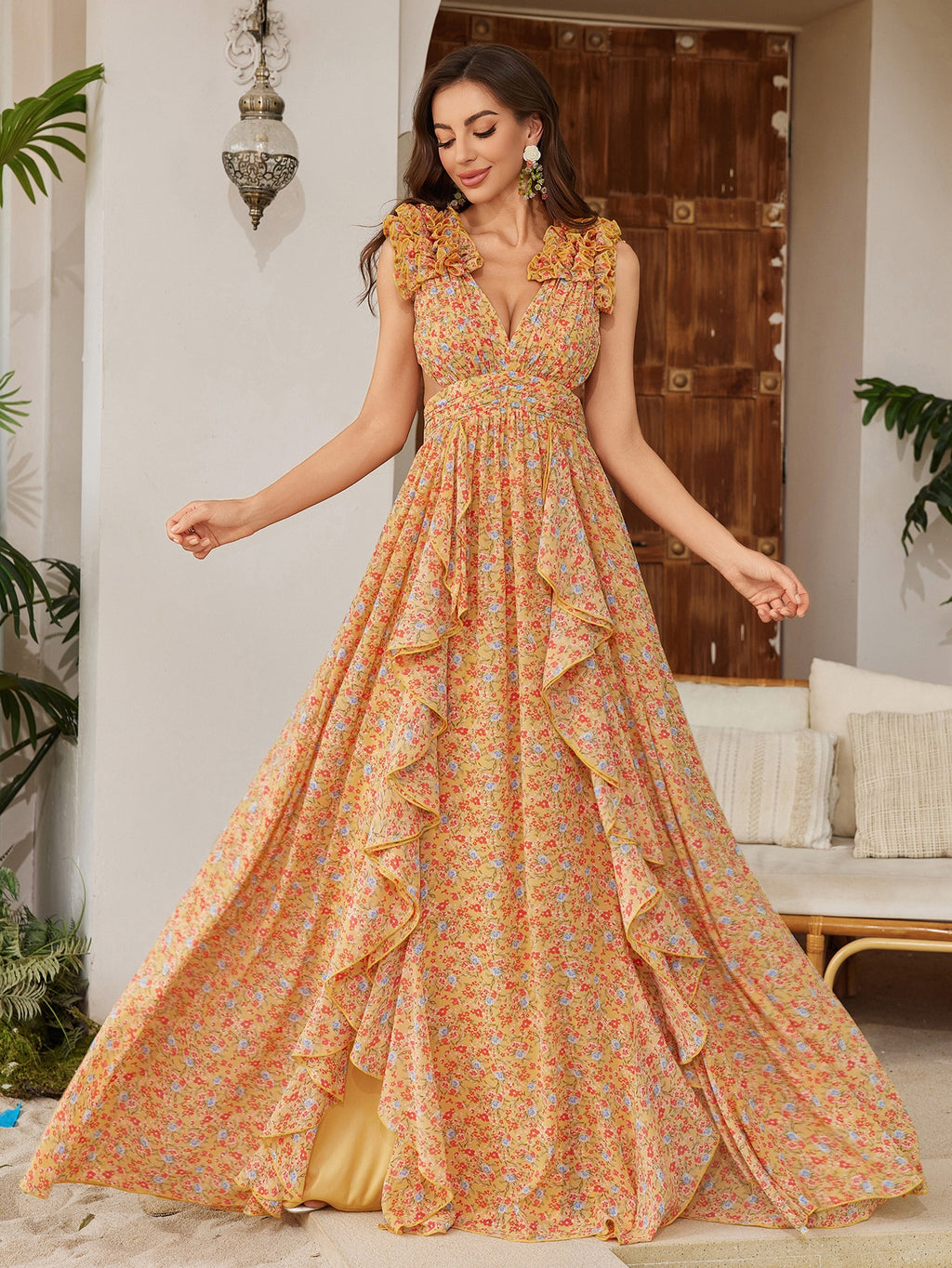 Elegantes Chiffonkleid mit Blumenprint und Spitze – Bild 1 | LuxeStyle