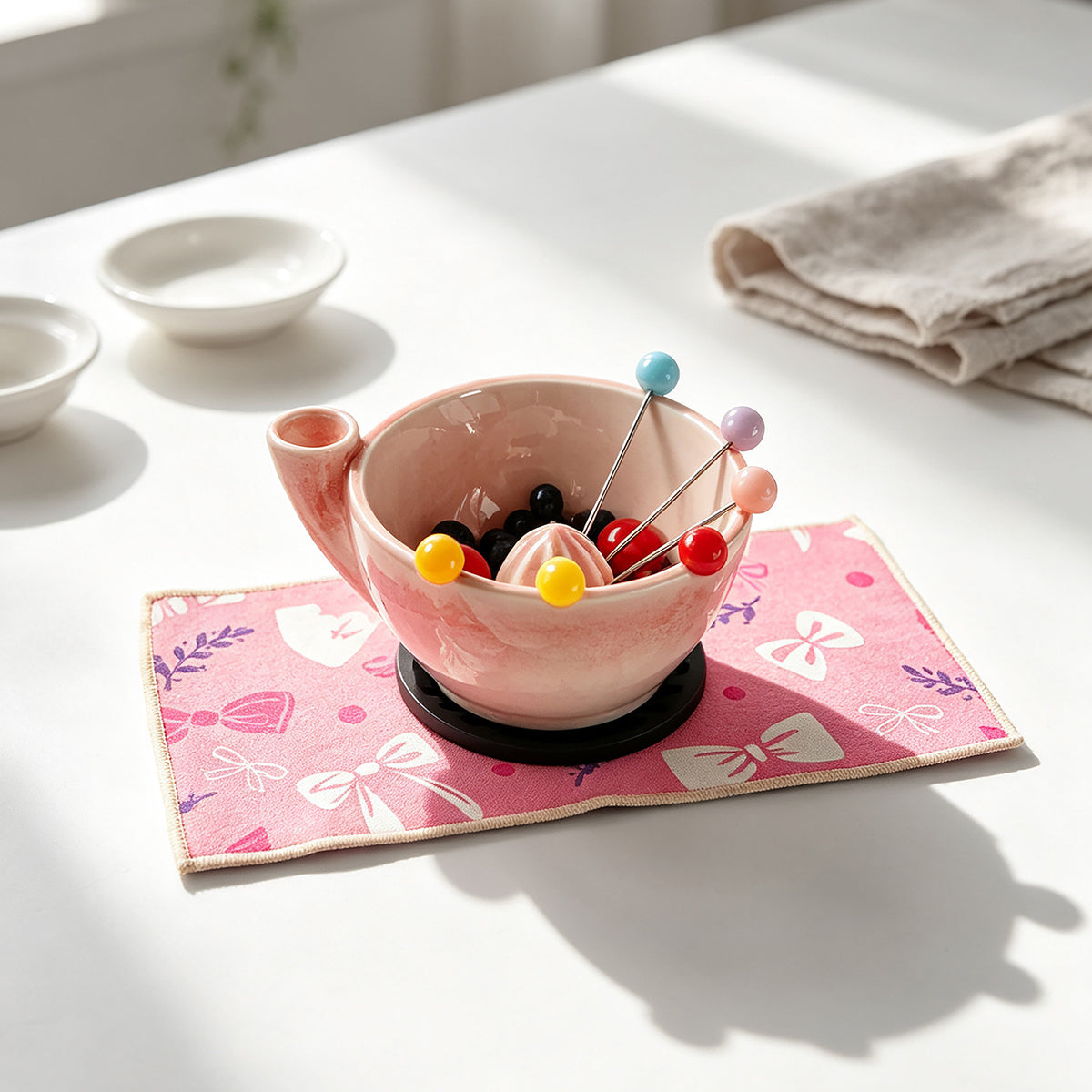 Keramikschale mit Beerenmuster – Bild 3 | LuxeStyle