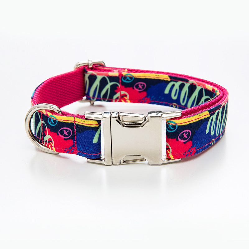 Halsband- und Leinen-Set «Red Graffiti» – Bild 2 | LuxeStyle