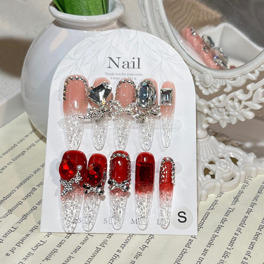Handgemachte Eis-Transparente Full Diamond Maniküre – Bild 5 | LuxeStyle