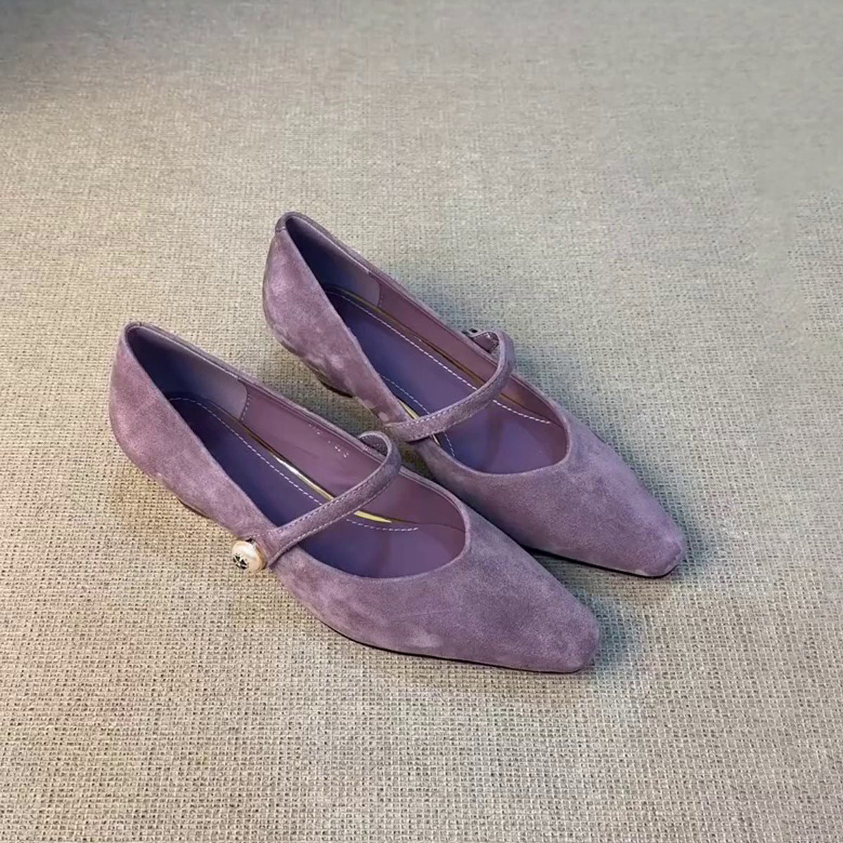 Mary Jane Slingback mit spitzem Zeh