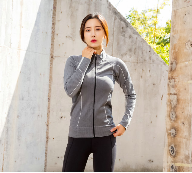 Eng anliegende Sportbekleidung | LuxeStyle