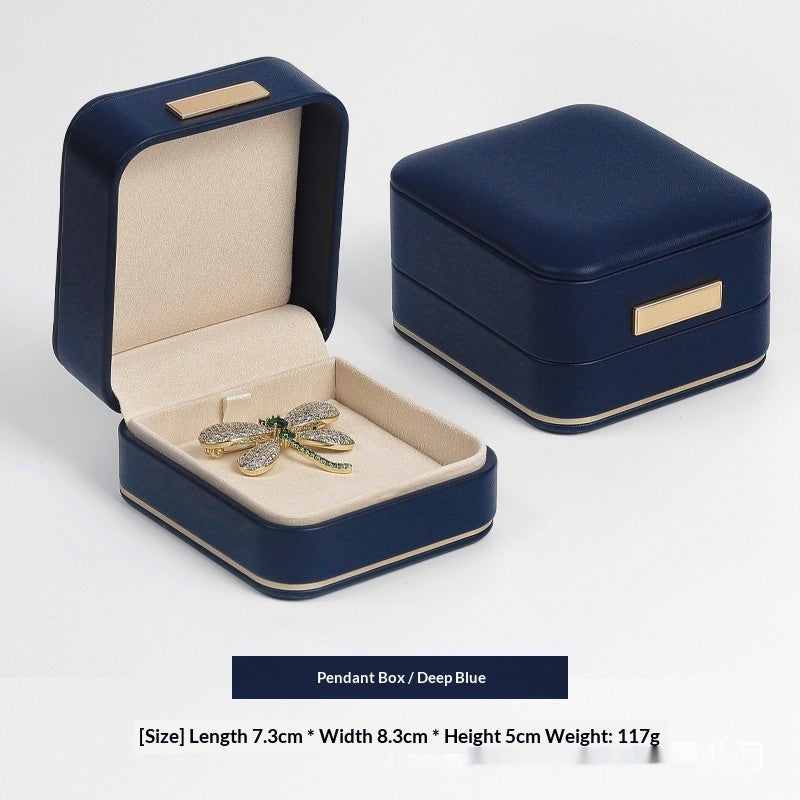 Schmuckbox aus PU-Leder mit abgerundeten Ecken – Bild 3 | LuxeStyle