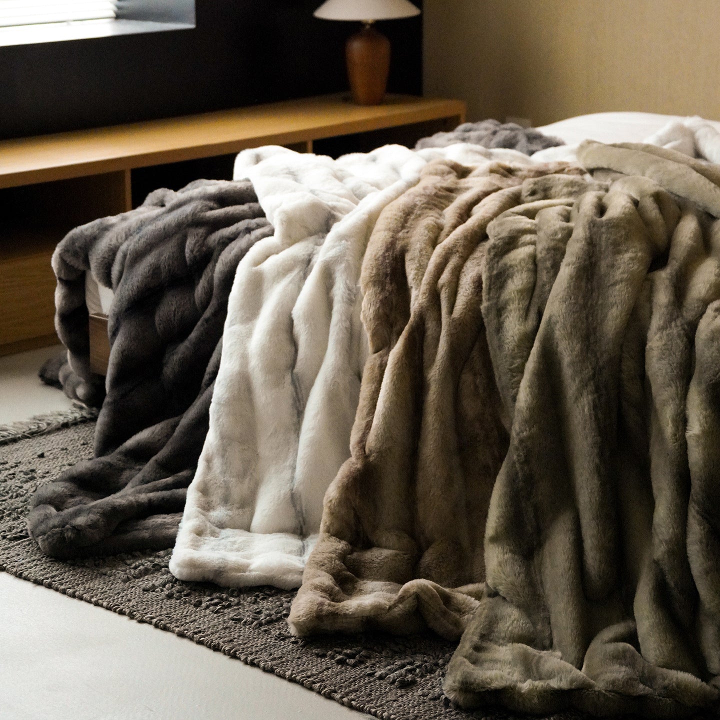 Amerikanische Luxus-Fleece-Decke mit Kaninchenfell-Optik