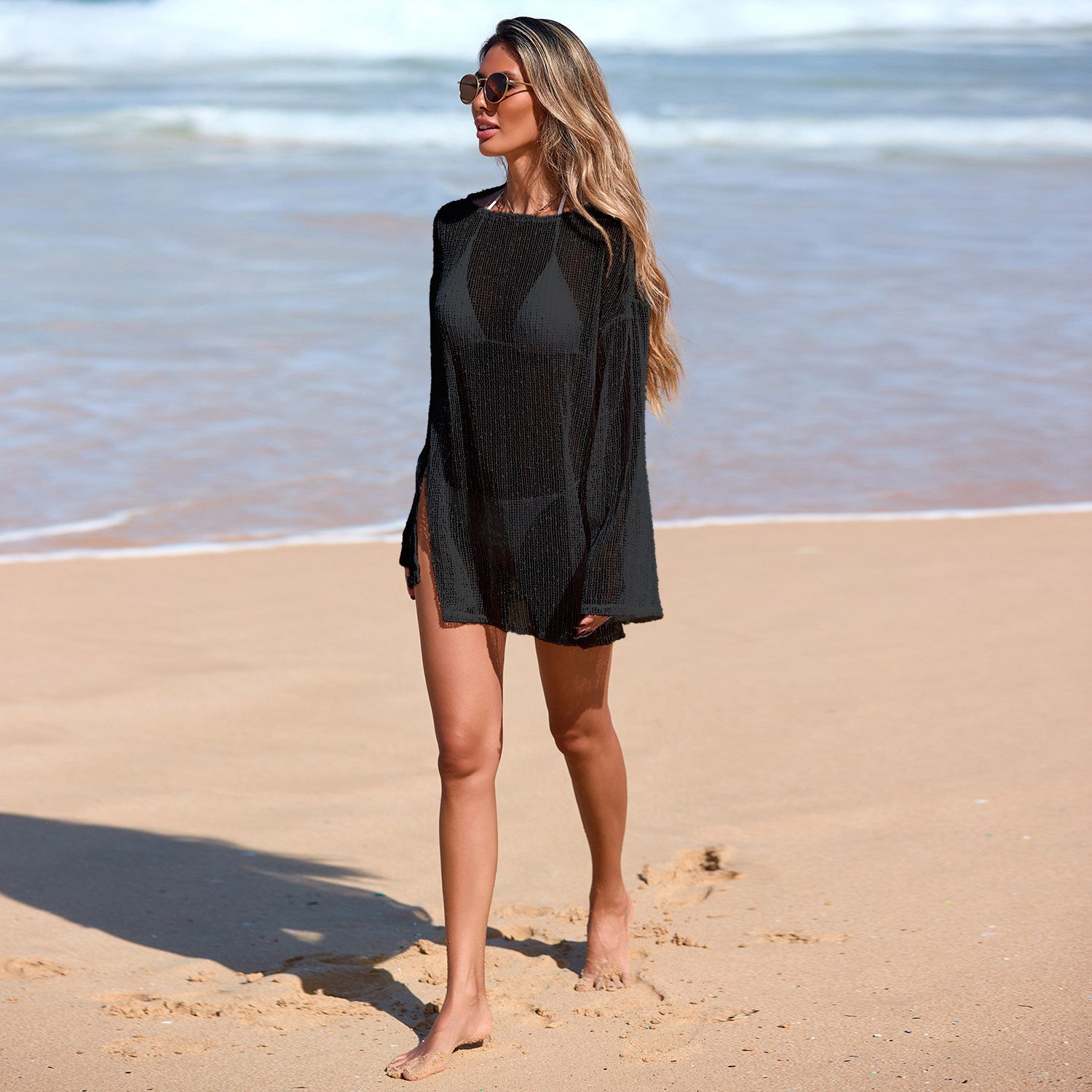 Locker gewobenes Strandkleid mit Lochmuster