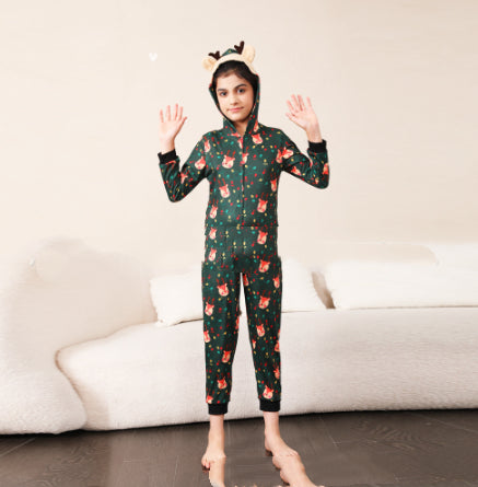 Weihnachts-Familienoutfits mit Prints