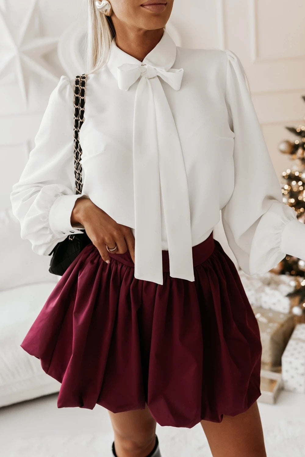 Elegante Satinbluse mit Schleife