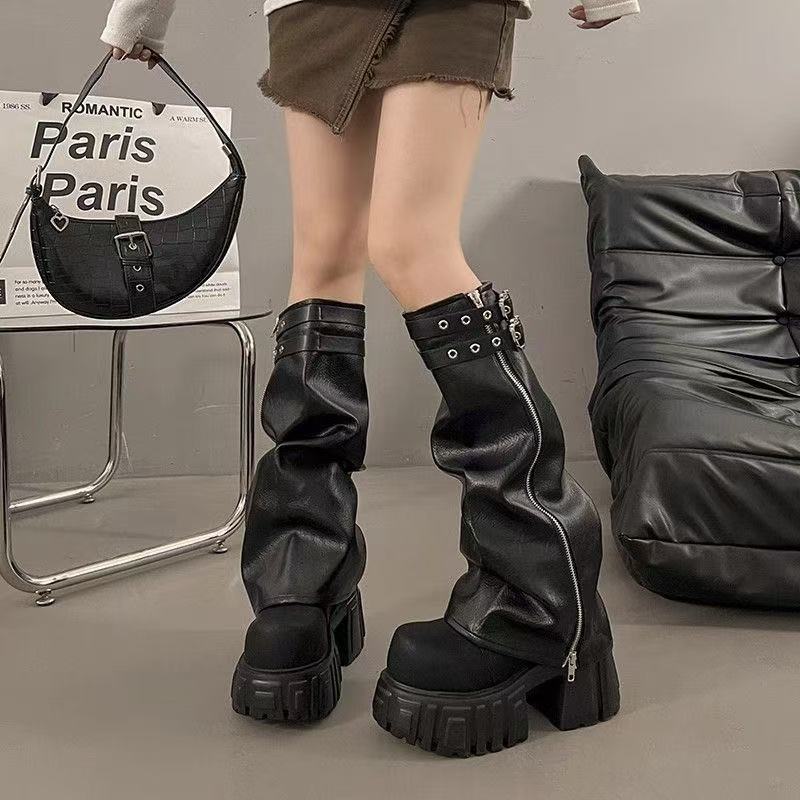 Damen-Boots mit klobigem Absatz