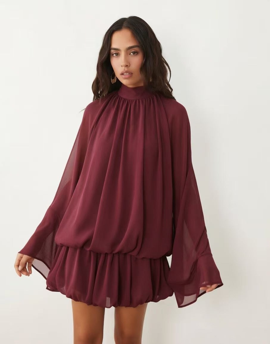 Tüll Kleid mit Rückenausschnitt und schmaler Taille – Bild 4 | LuxeStyle