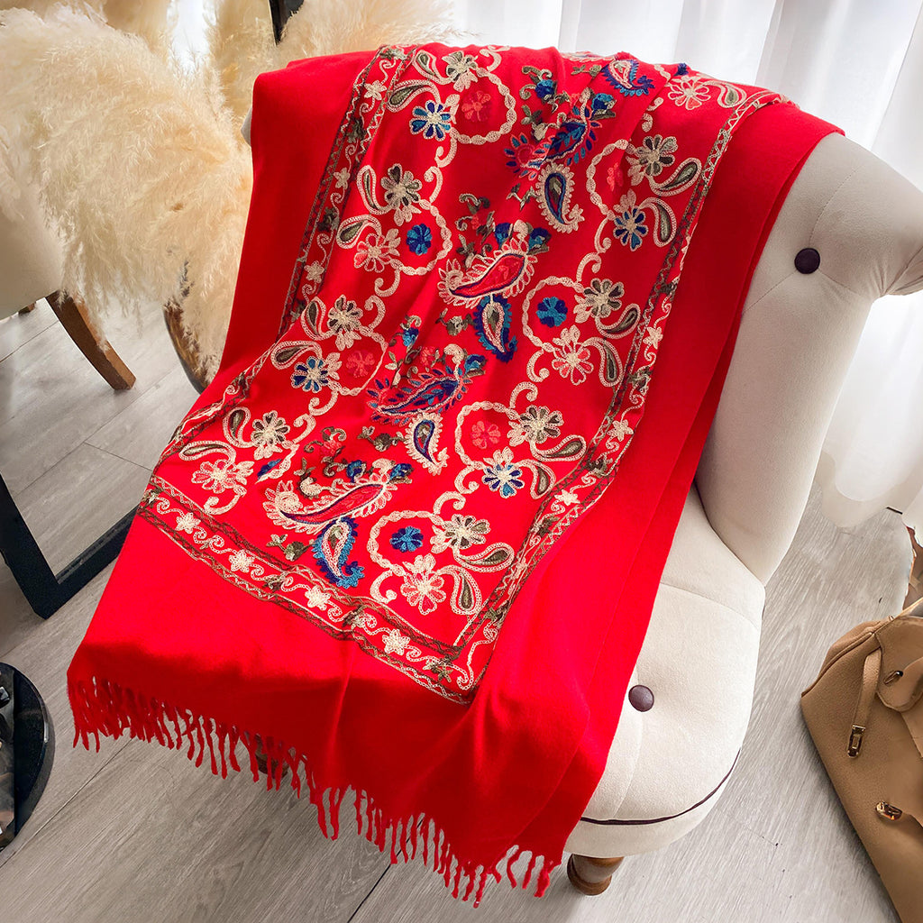 Schal mit Ethno-Muster | LuxeStyle
