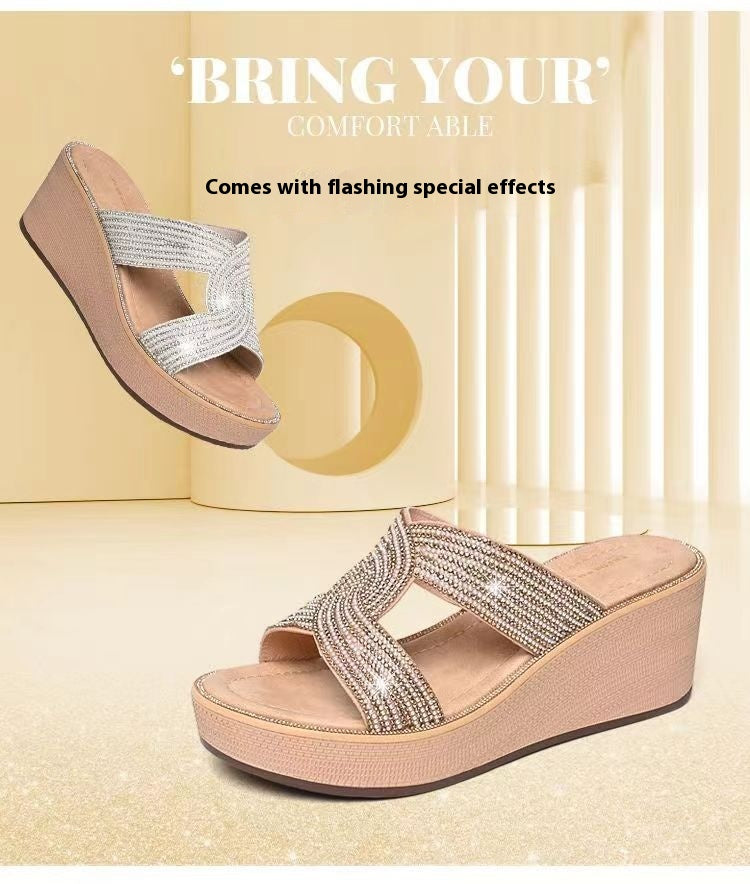 Keile-Sandalen mit Plateau – Bild 4 | LuxeStyle