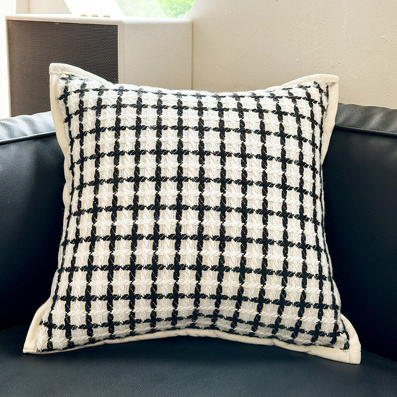 Dekokissen mit Tiermuster oder geometrischem Design