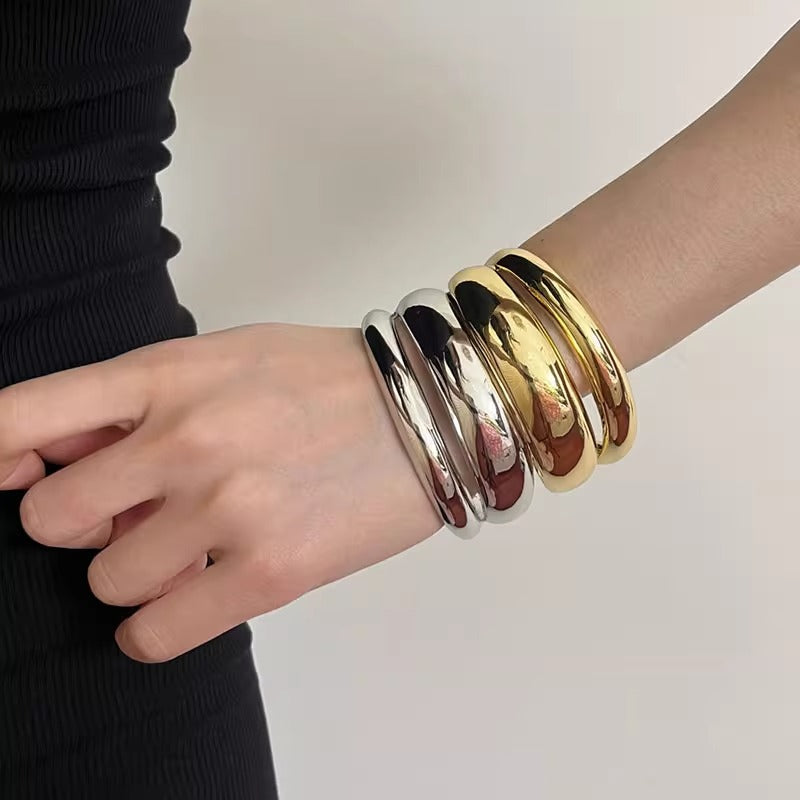 Minimalistisches Armband im unregelmässigen Design – Bild 6 | LuxeStyle