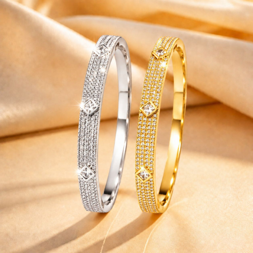 Filigranes Armband mit Strass-Sternen