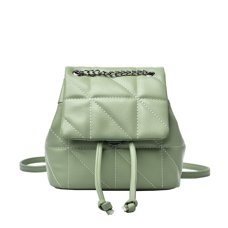 Kleiner Rucksack aus weichem Leder – Bild 3 | LuxeStyle