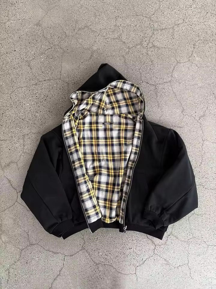 Minimalistischer Kapuzenpullover mit Reissverschluss