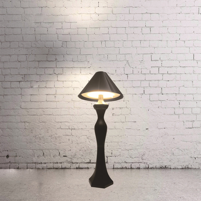 Minimalistische LED-Schreibtischlampe mit Akku | LuxeStyle