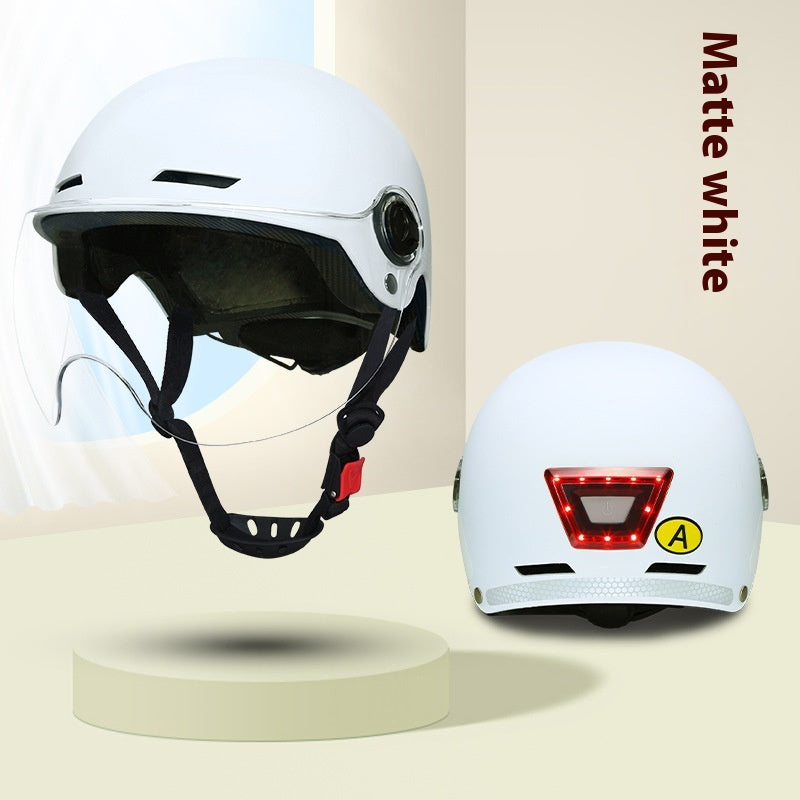Velohelm mit Warnlicht und Bluetooth-Audio