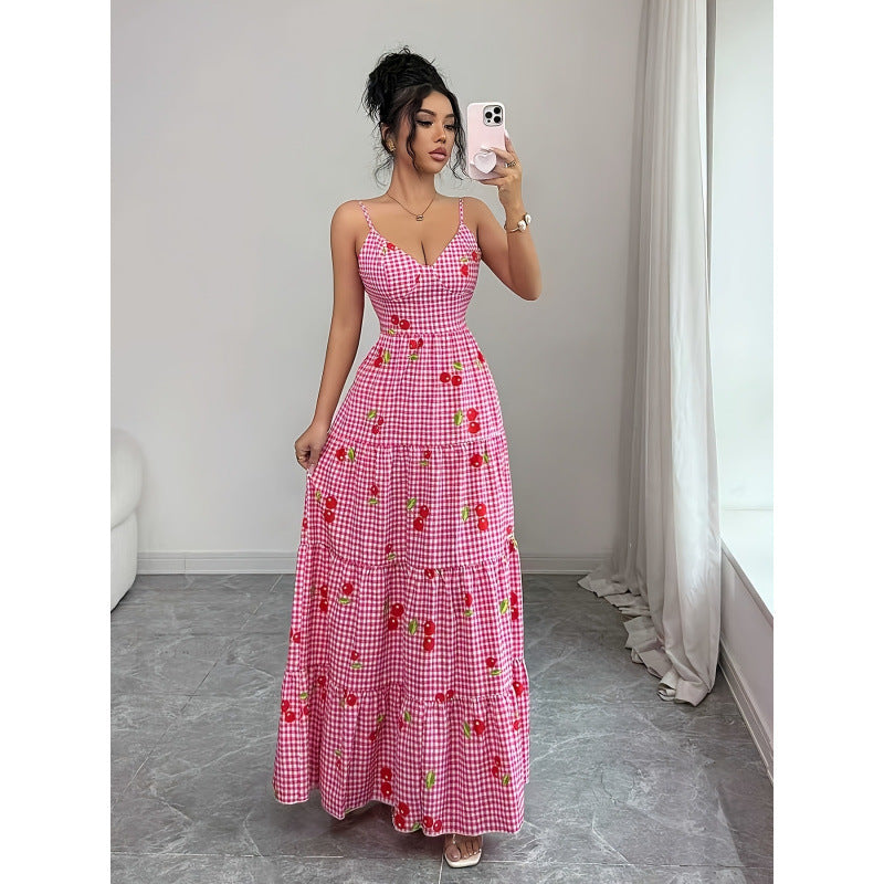 Mehrlagiges Camisole-Kleid mit V-Ausschnitt