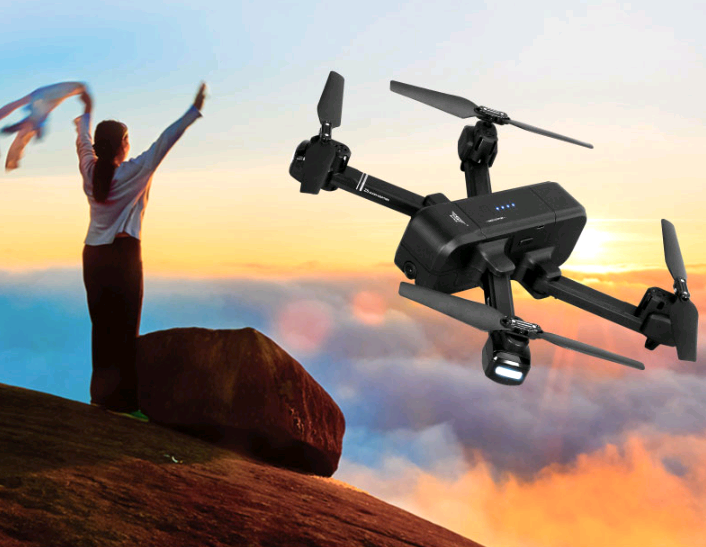 Faltbarer Quadrocopter mit GPS und Kamera