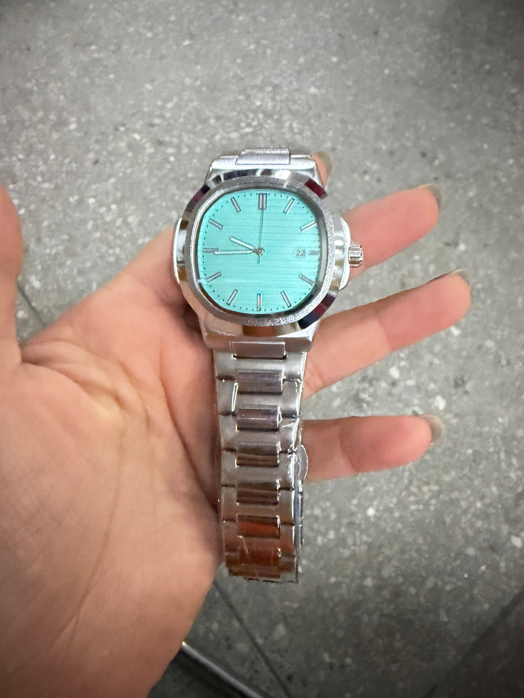 Stahl-Armbanduhr