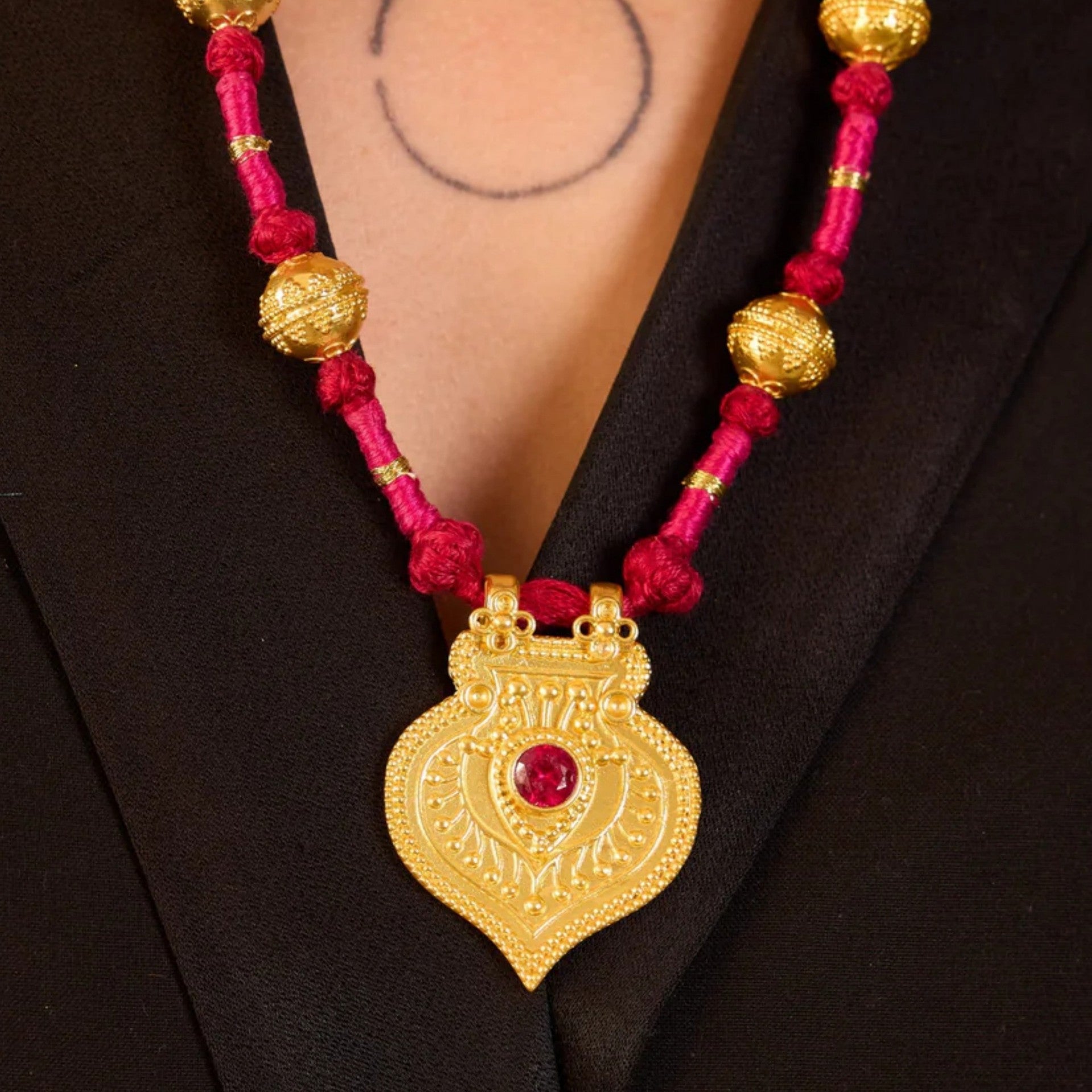 Edelstahl-Halskette mit Evil Eye Anhänger und farbveränderungsbeständi