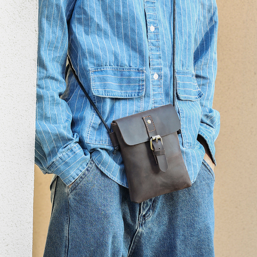 Retro-Handytasche aus Leder – Bild 7 | LuxeStyle
