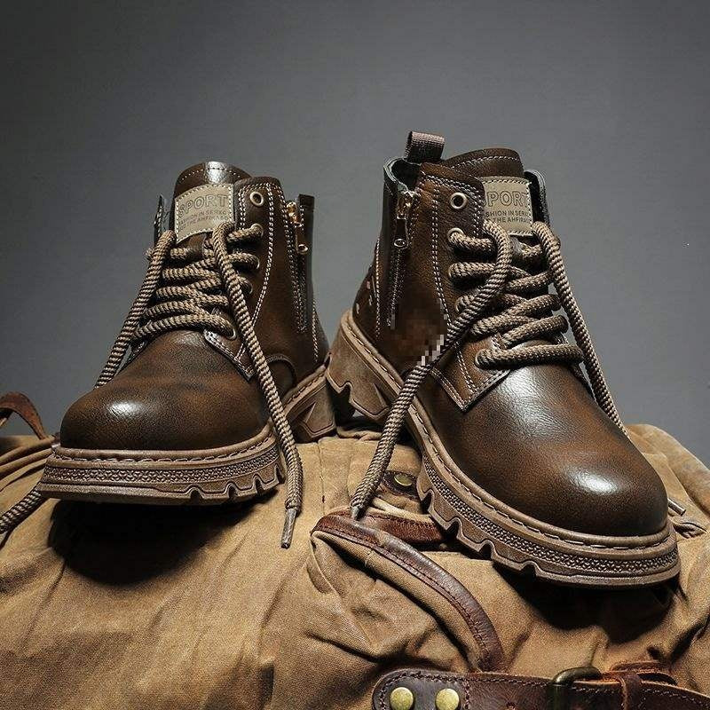 Braune Lederstiefel