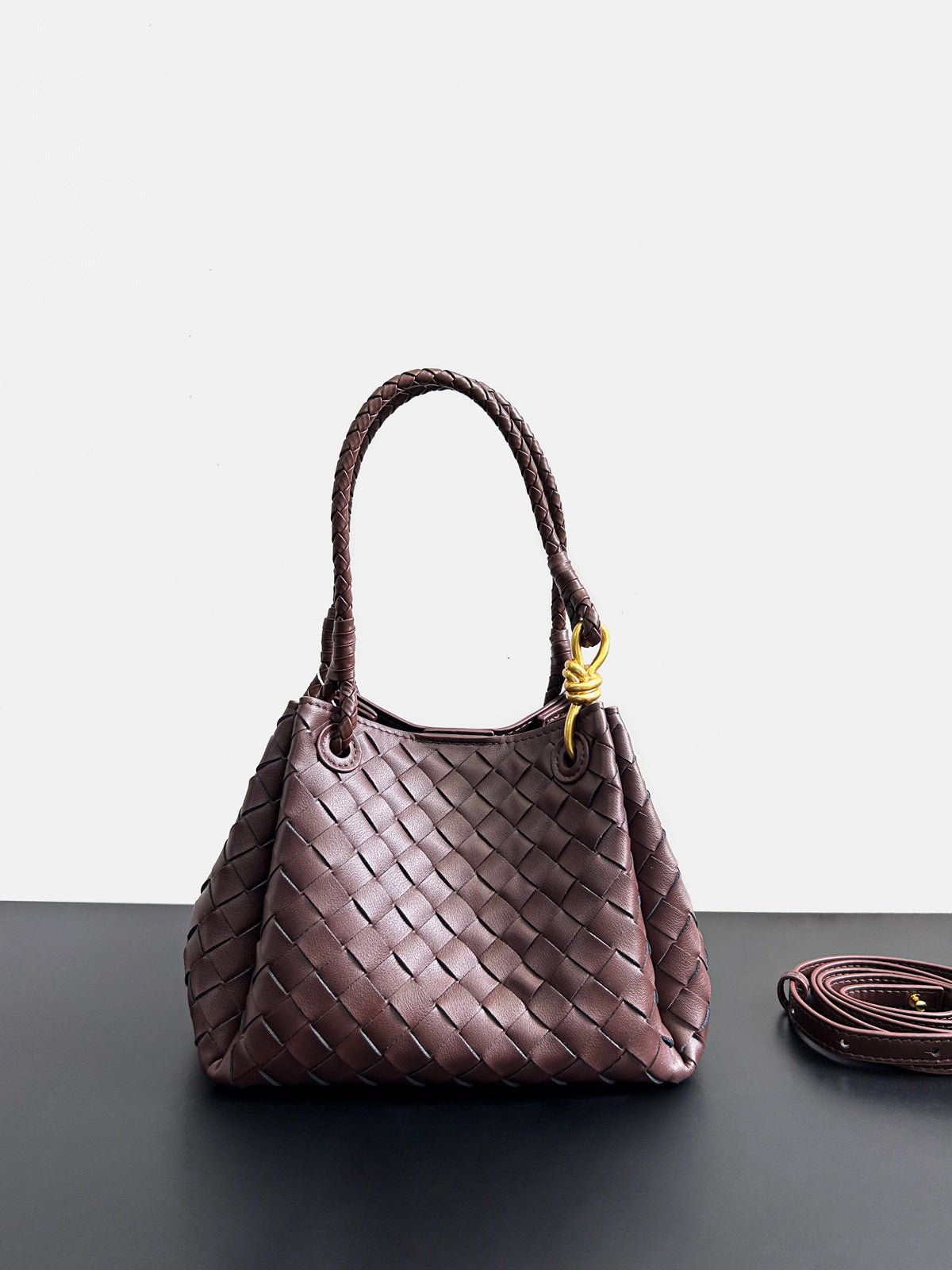 Geflochtene Ledertasche – Bild 11 | LuxeStyle