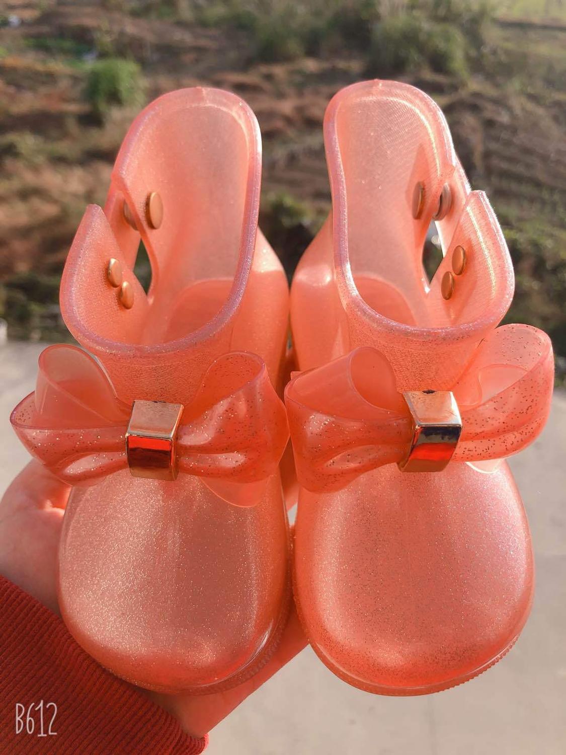 Kinder-Regenstiefel mit Schleife – Bild 2 | LuxeStyle
