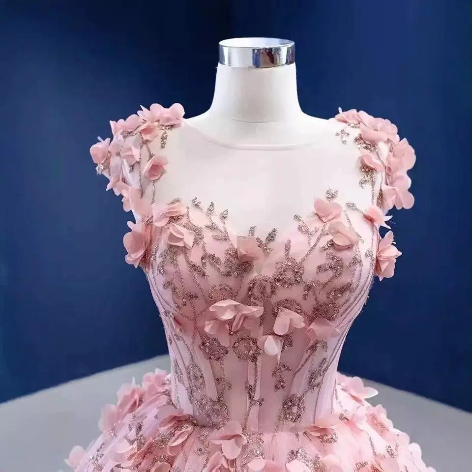 Fliessendes 3D-Blumen-Top mit ausgestellter Taille – Bild 6 | LuxeStyle